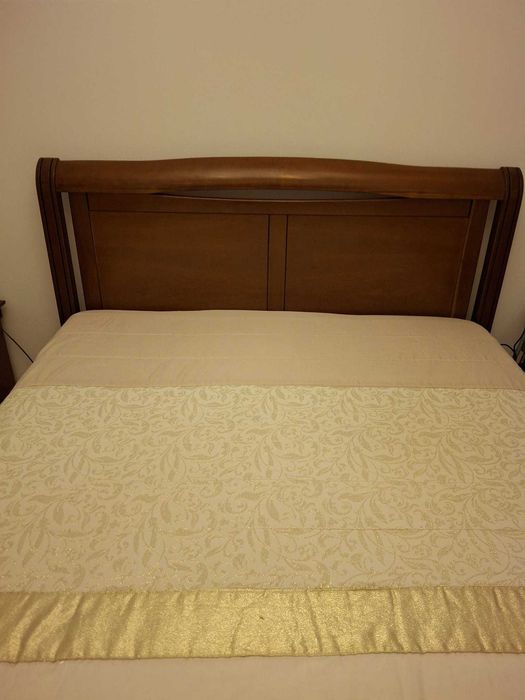 Vendo cama de casal (estado novo)