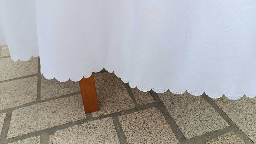 Toalhas de mesa brancas redondas 240cm diâmetro