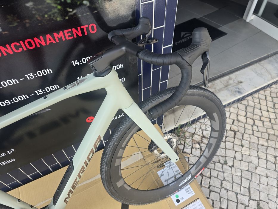 Merida mission 7000  L com zipp