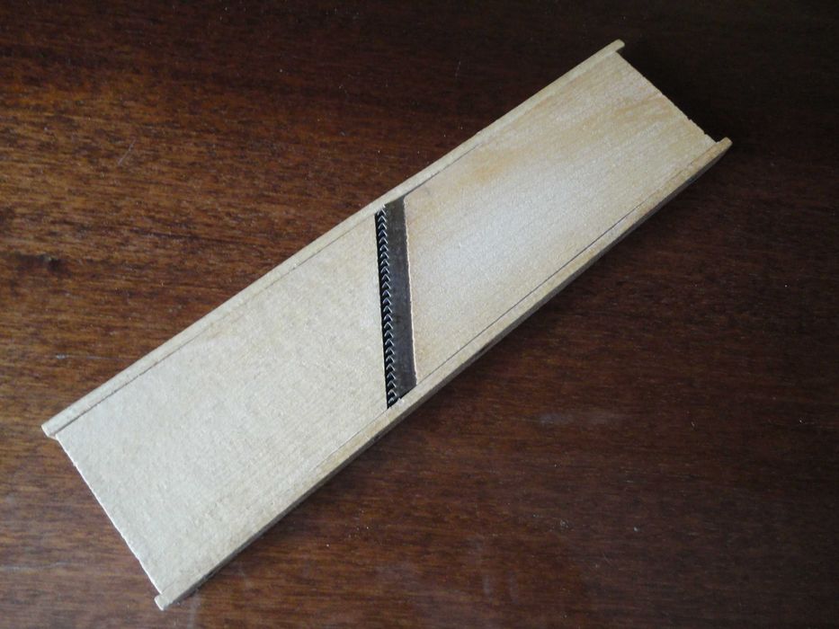 Терка для морковки по-корейски