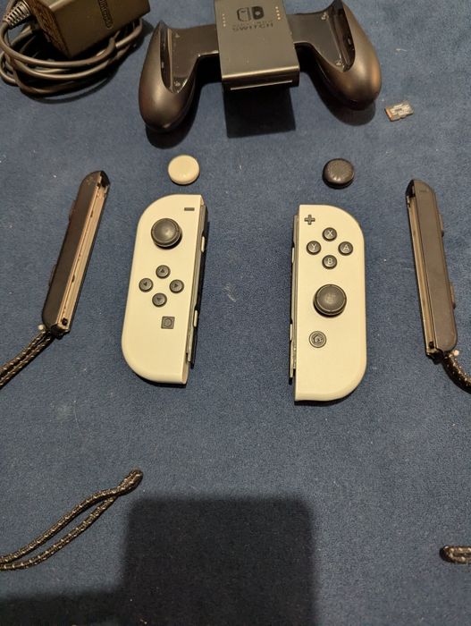Nintendo Switch Oled biała, etui, karta pamięci