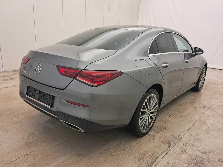 Mercedes-Benz CLA 250