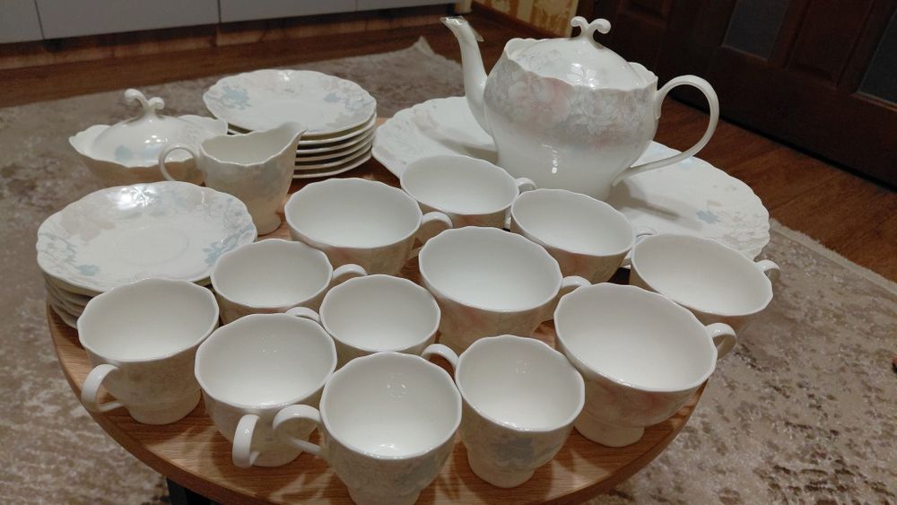 Порцеляновий чайний сервіз Narumi Bone China, Японія