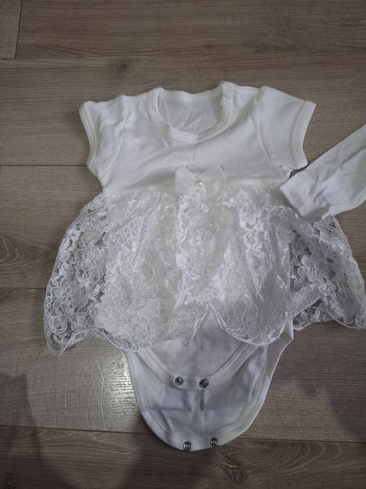 Dwie body sukieneczki w rozm 68. Nowe bez metki.