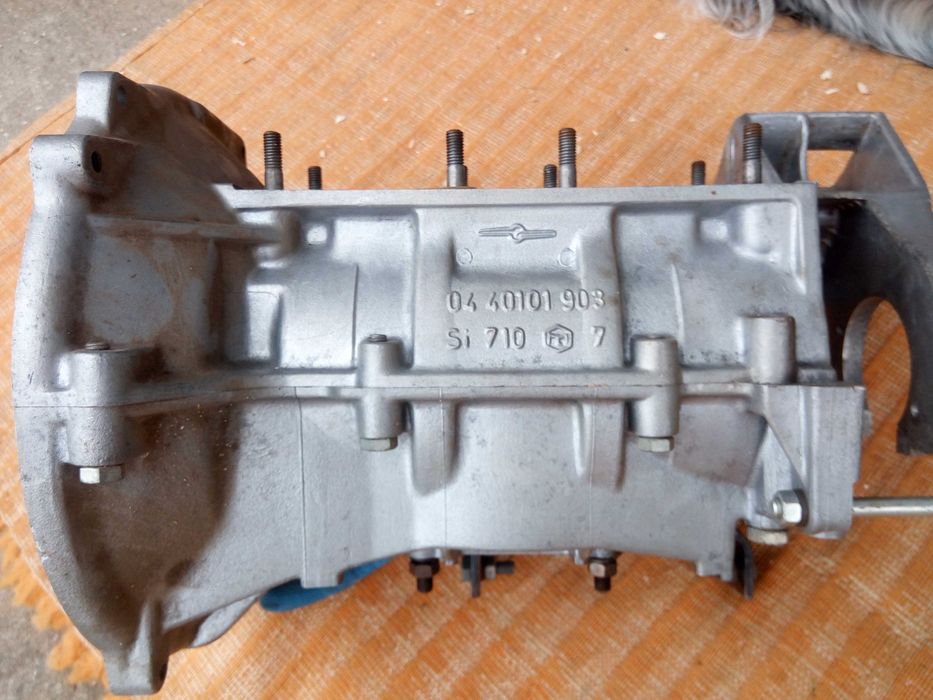 Trabant korpus blok silnika