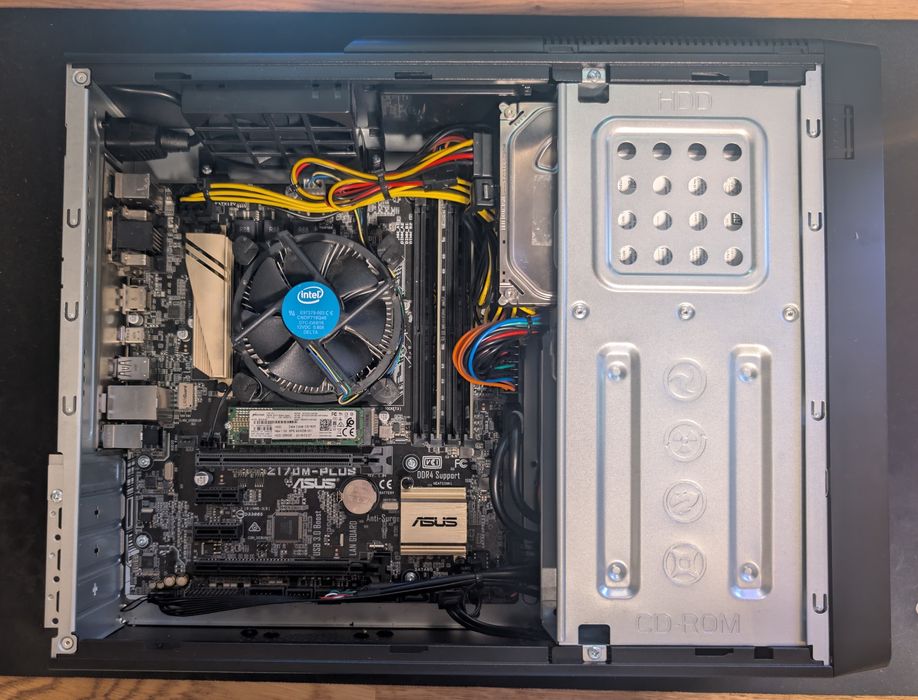 Computador Desktop Intel i7, 8GB Ram, 256GB SSD+500GB HDD