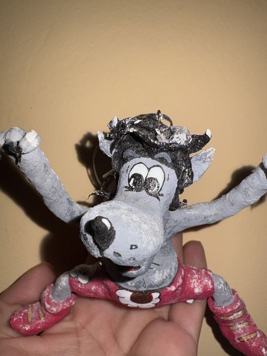 Ватні іграшки на ялинку з мультфільму "Ну, погоди!"