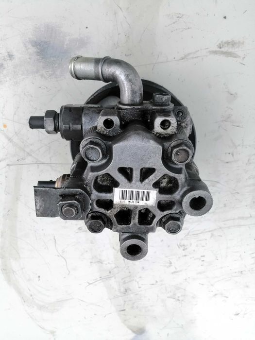 Насос гідропідсилювача гур Toyota Avensis T25 2.0 2.4 L 2003-2008