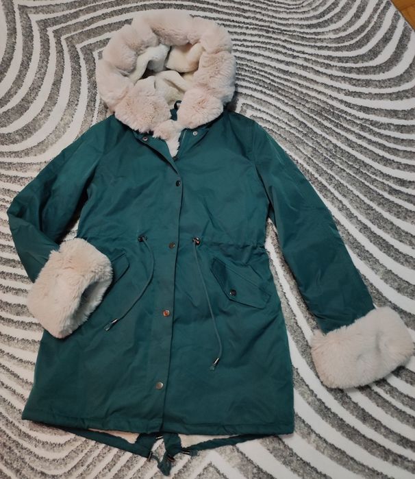 Zimowy zielony płaszcz dłuższa kurtka parka futerko miś beż r Xl 42