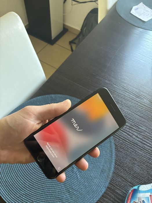 Sprzedam iphone 7 plus 256 gb