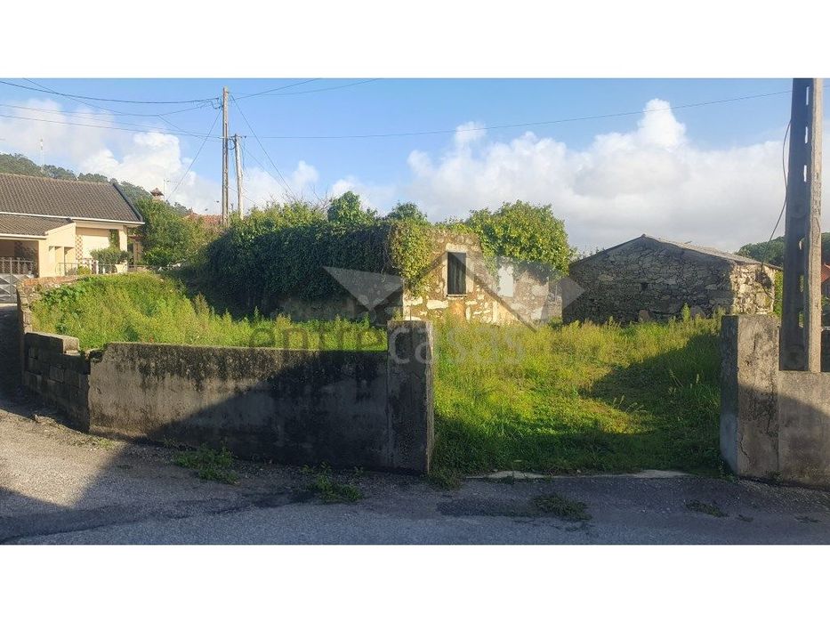 Moradia para reconstrução — Castelo do Neiva, Viana do Castelo