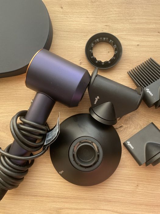 Фен Dyson Supersonic HD07 б/у