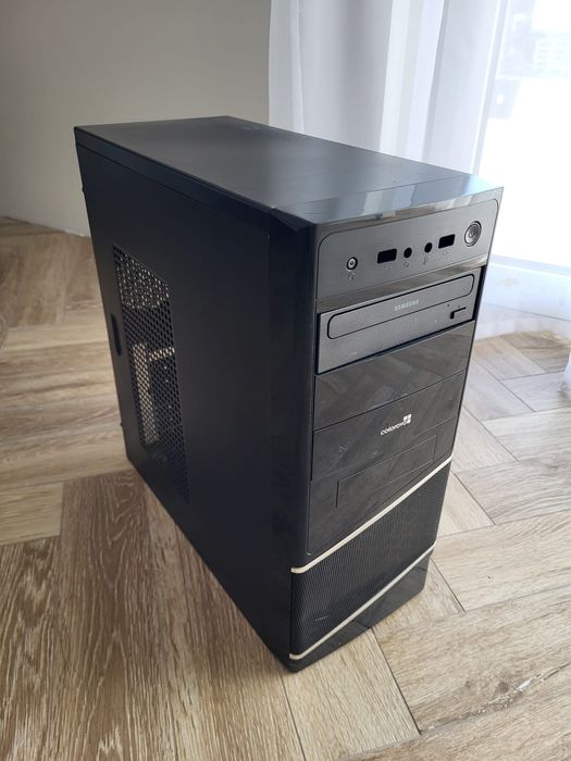 Komputer stacjonarny i5 / 16 GB / SSD 240 GB + HDD 500 GB