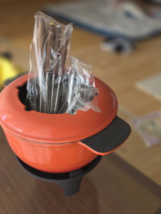 Conjunto Fondue Senior Ferro Fundido Laranja Acessórios
