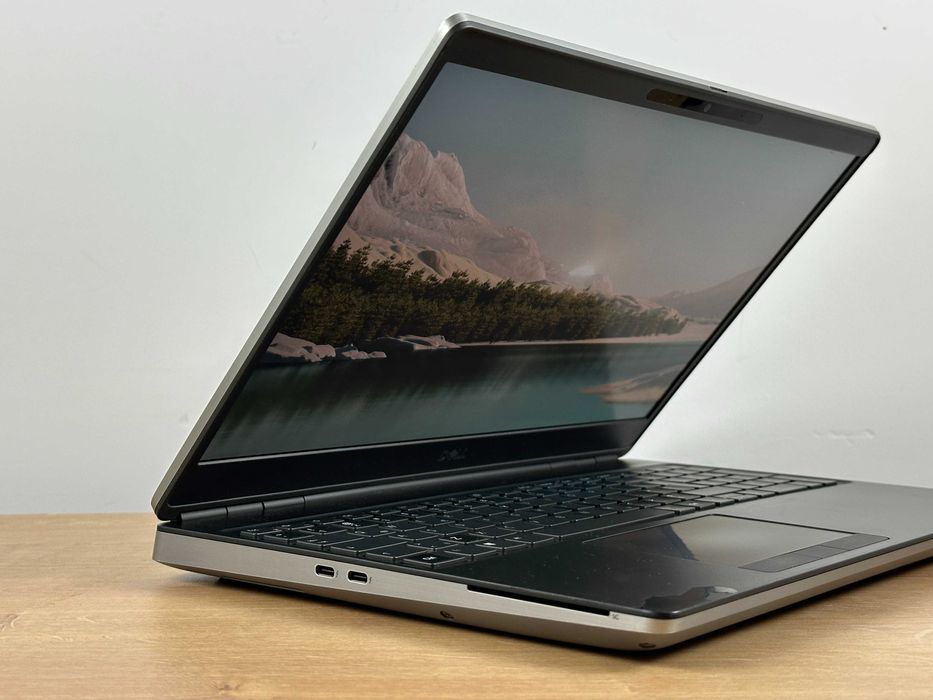 Laptop Dell Precision 7550 i7 10GEN RTX 3000 15,6" 32GB 1TB Potęga