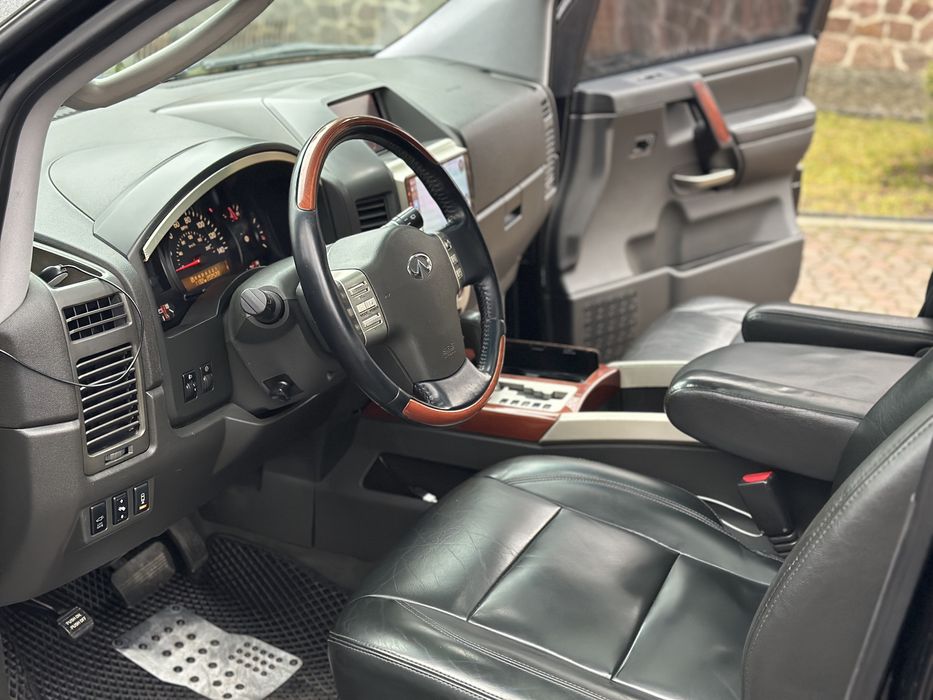 INFINITI QX56 2005 газ/бенз