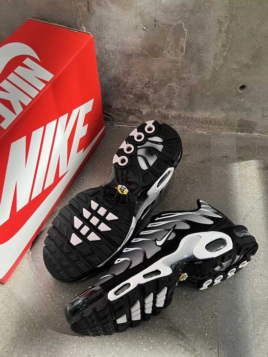 Nike Air Max TN Czarny R.39