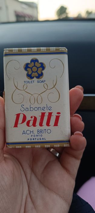 2 sabonetes Patti