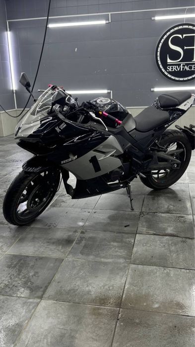 Мотоцикл motoleader 300cbr практически новый