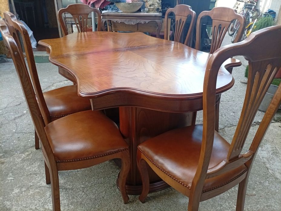 Imponente mesa jantar