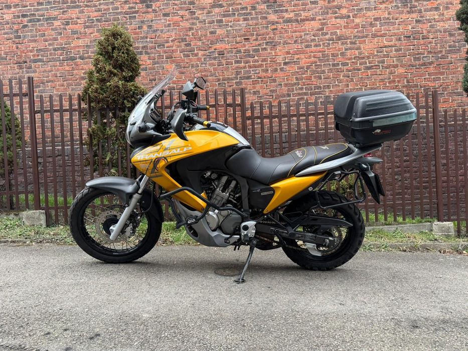 Honda XL Honda Transalp XL 700 2008 r