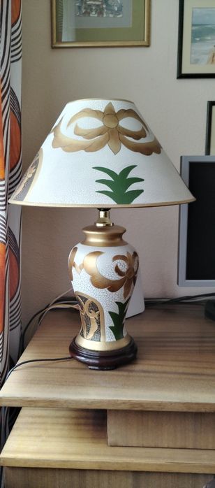 Lampa nocna na biurko, stolik