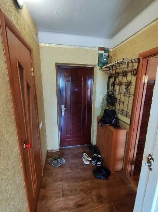 Продаётся 1 ком. кв. ул. Академика Александрова  на Осипке.