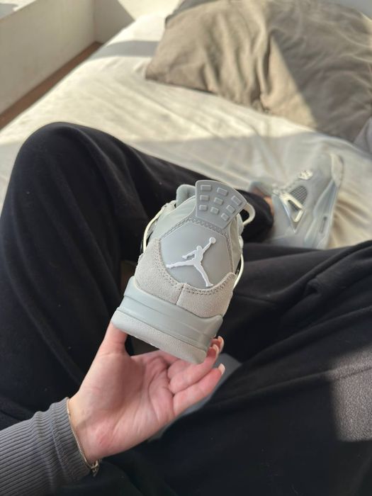 36-45 Nike Jordan 4 Grey Silver