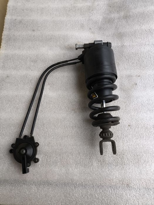 Yamaha fjr 1300 amortyzator centralny 2002