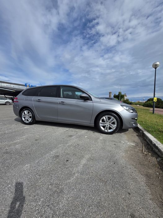 Peugeot 308 1.6 blue hdi , aceito negociar com algo do meu interesse.