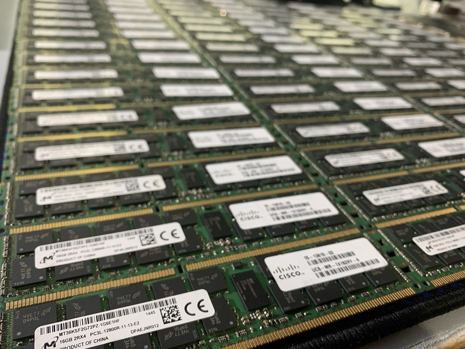 Bundle Processadores Xeon LG2011 + 192GB RAM DDR3L ECC