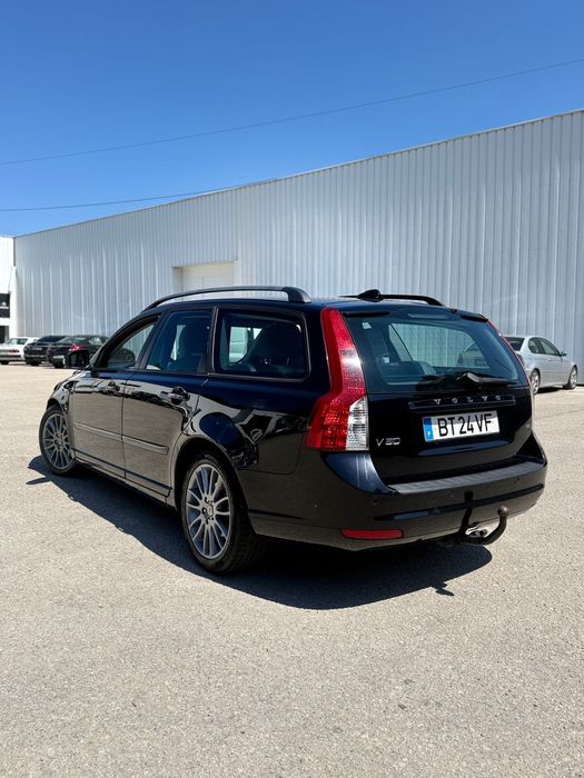 Volvo V50 2.0 Gasolina 140cv • 2009 • Full Extras • Muito bem estimada