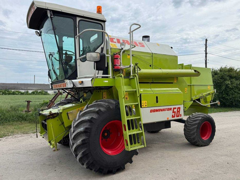 Свіжопривезений Claas Dominator 58 Spezial з Норвегії. 1300 мотогодин. Стан нового комбайна! Також у наявності 48 та 68,найкраща комплектація!