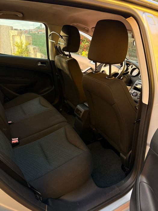Peugeot 308 1.6 HDi 2010 - Económico e Fiável