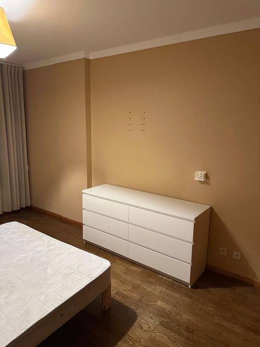 Quarto para casal em Massamá Norte