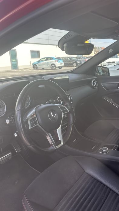 Mercedes a180 AMG com look a45