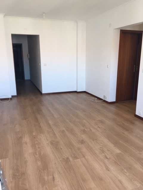 Apartamento T2 com Garagem, R Francisco Pedro Curado, Penha de França