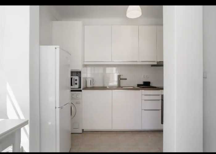 Quarto para estudante Costa Caparica