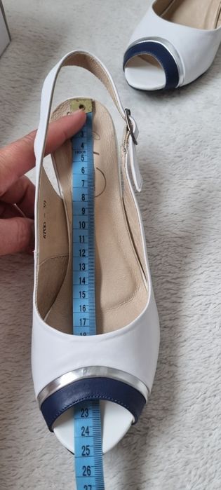 Buty skórzane  r.39