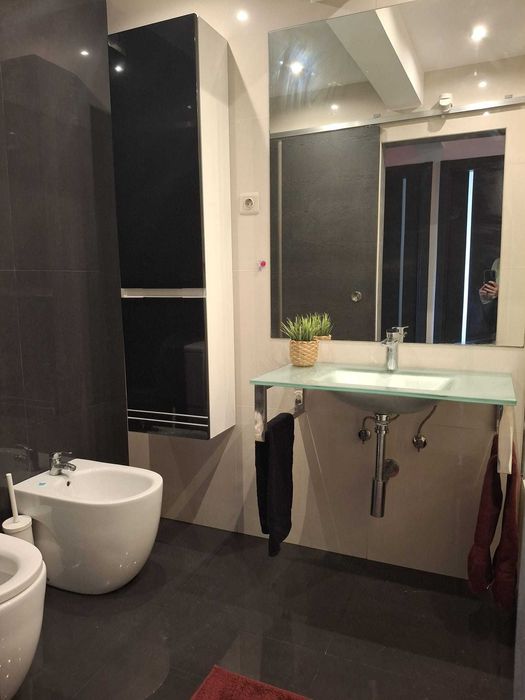 Incrível T2 Torre da Marinha junto ao Shopping e Comboios