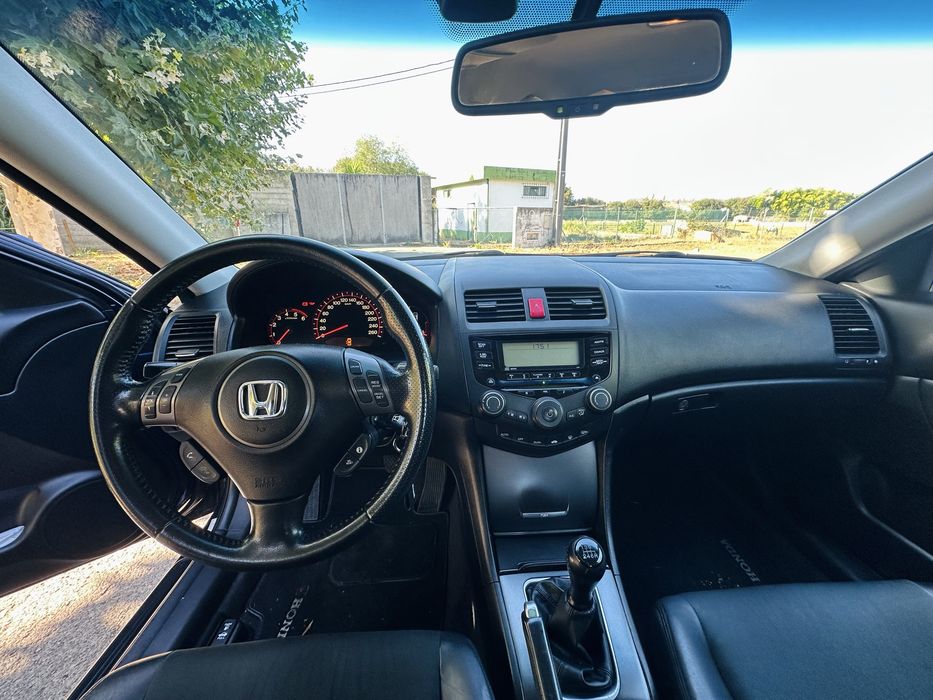 Honda Accord — fotografia 7