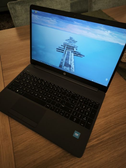 HP iNTEL Celeron  Low Cost447301617776732160