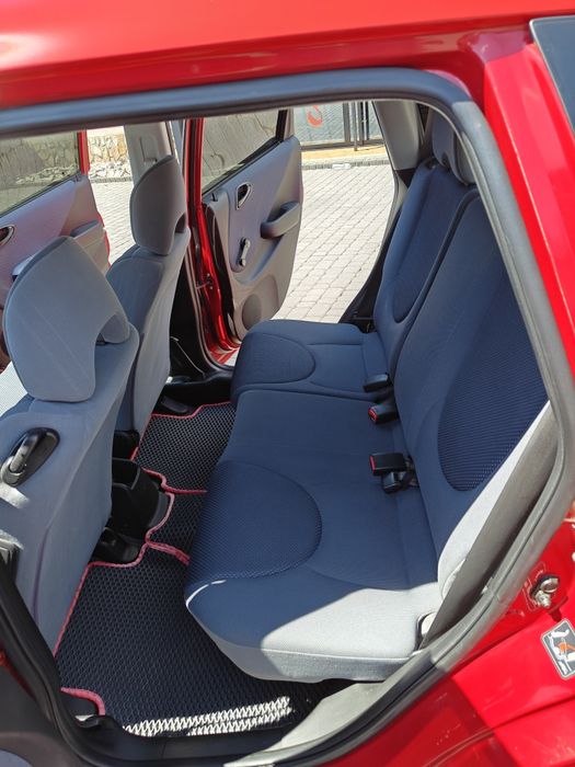 Honda Jazz 2007  .