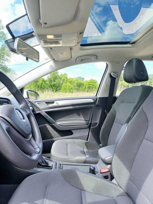 Продаж VW e-Golf