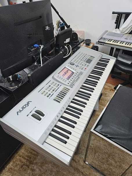 Teclado musical, Ketron Audya76