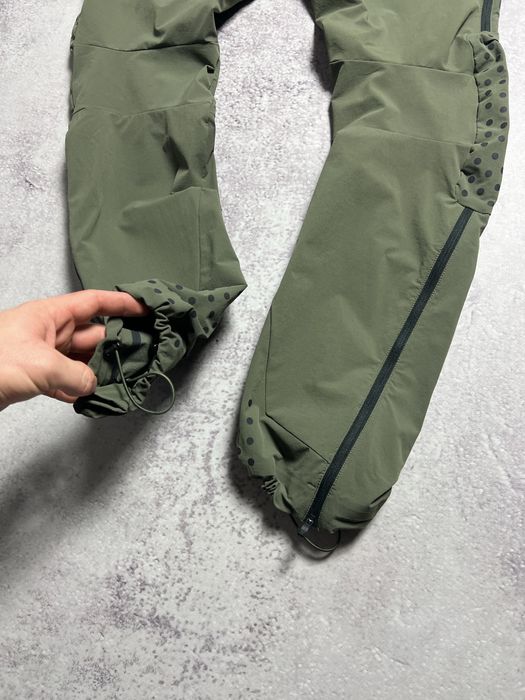 М(size) Жіночі трекінгові штани Peak Performance на Утяжках Софтшелл