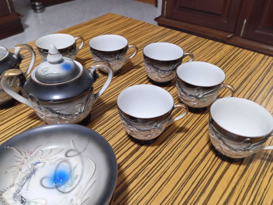 Serviço de café em porcelana