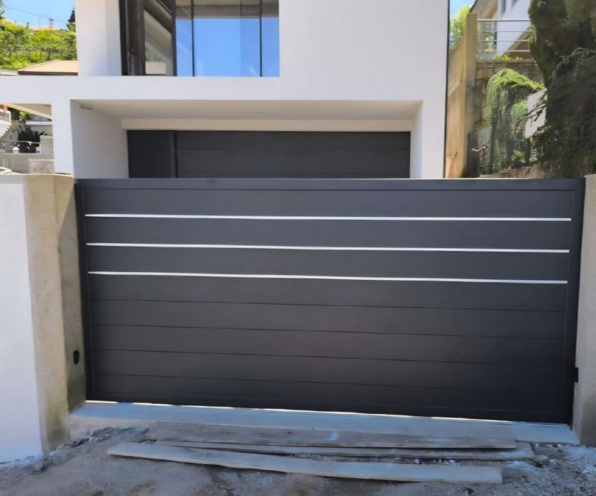 Serviços de Serralharia Ferro, Inox & Alumínio