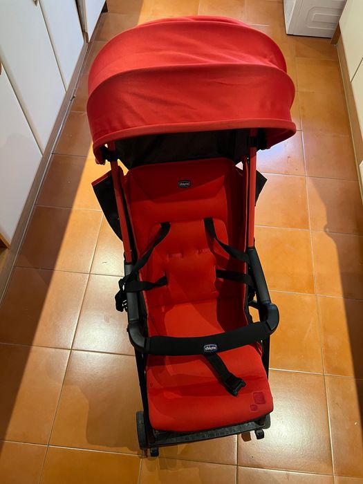 Carrinho de bebé da Chicco