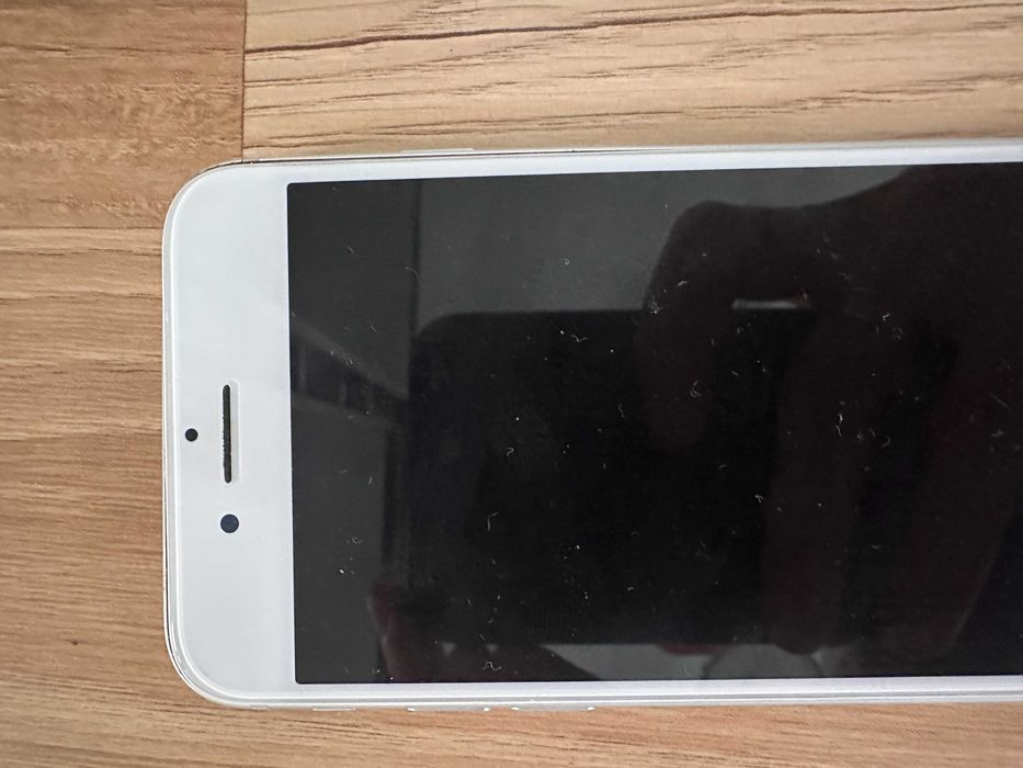 IPHONE 7, 8 gold